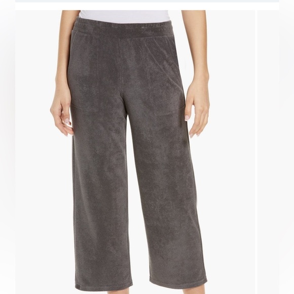 Barefoot Dreams Pants - Barefoot Dreams Beach Cozy Terry Crop Wide Leg Carbon Grey Lounge Pants Medium